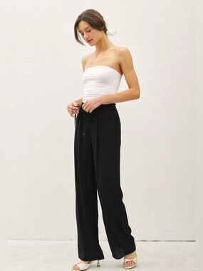 Black Crinkle Feel Pull-On Pants - Women